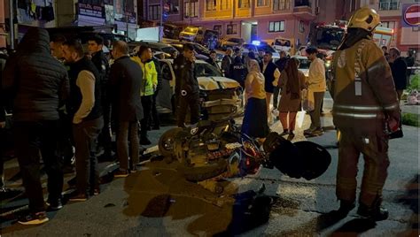 Kağıthane'de otomobilin çarptığı 2 kişi yaralandıs